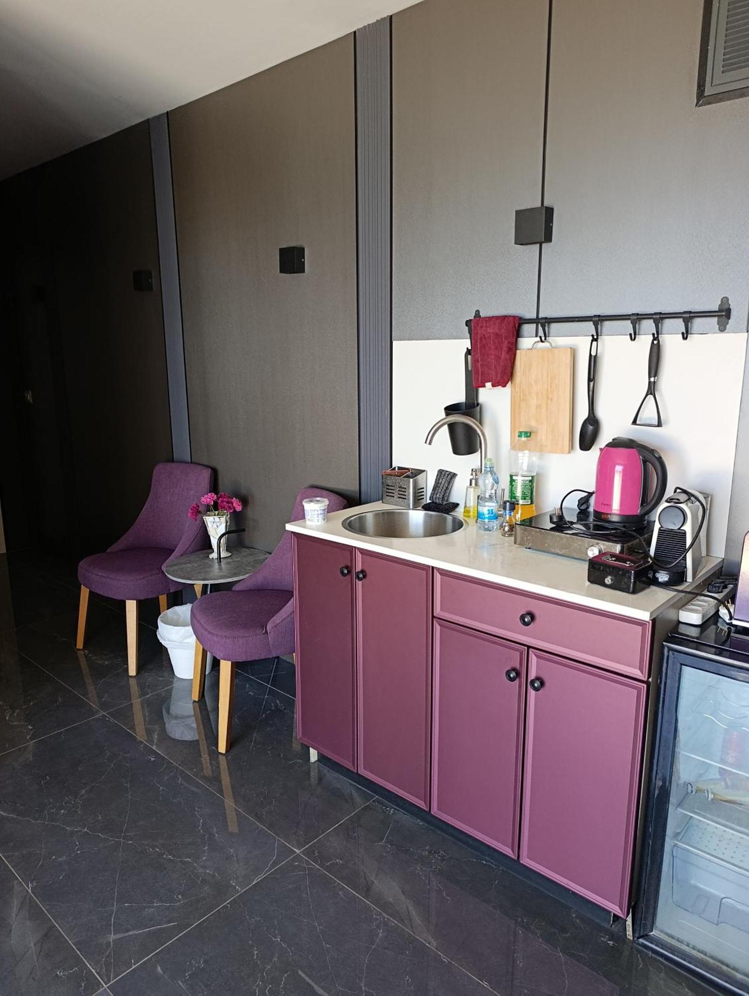 Penthouse Apartment On The Beach Бат-Ям Номер фото