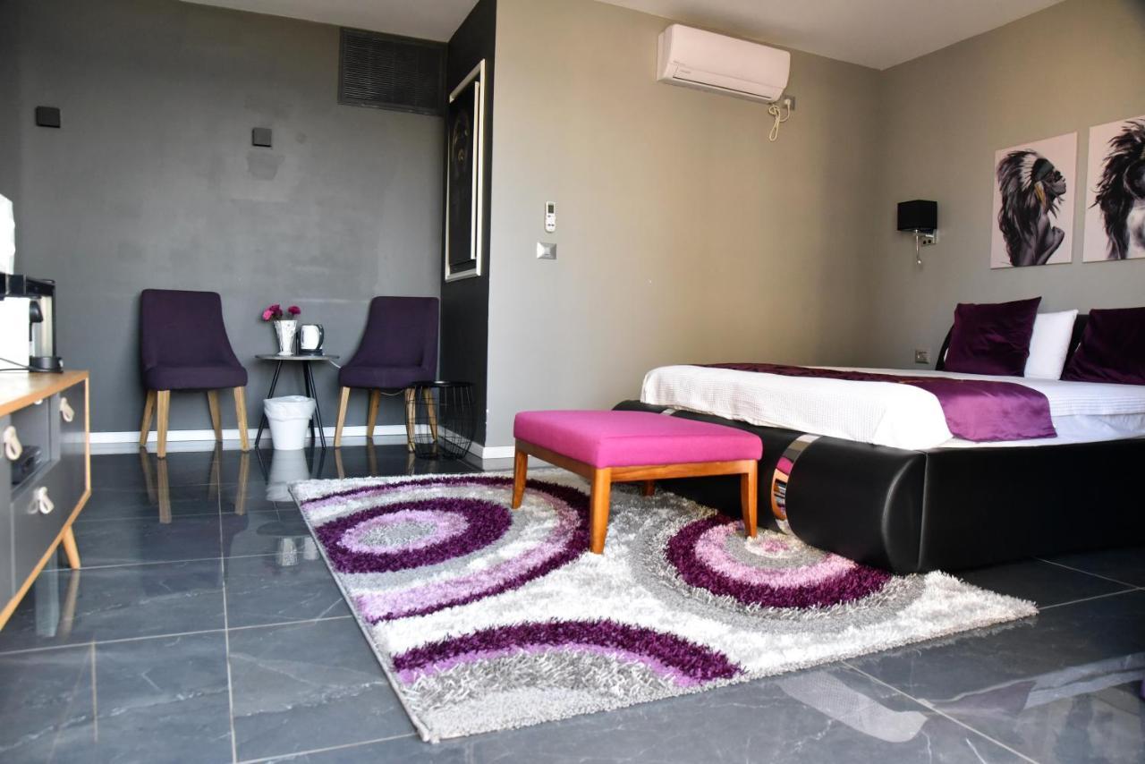 Penthouse Apartment On The Beach Бат-Ям Экстерьер фото